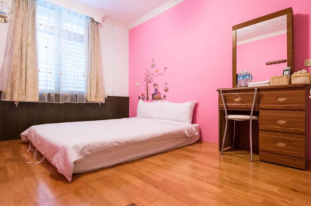 Dog House Bed & Breakfast Taitung Luaran gambar